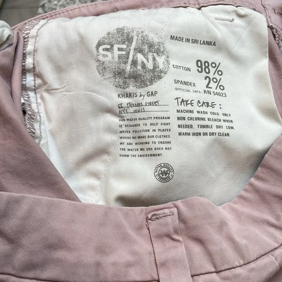 Gap pink khakis - Picture 4 of 4